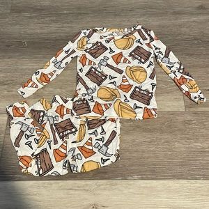 Posh Peanut construction 2-piece long-sleeved pajama set 18-24 months